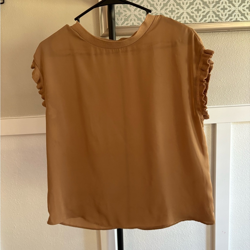 Tahari Camel Sleeveless Blouse XS Ruffle Trim Lightweight Top